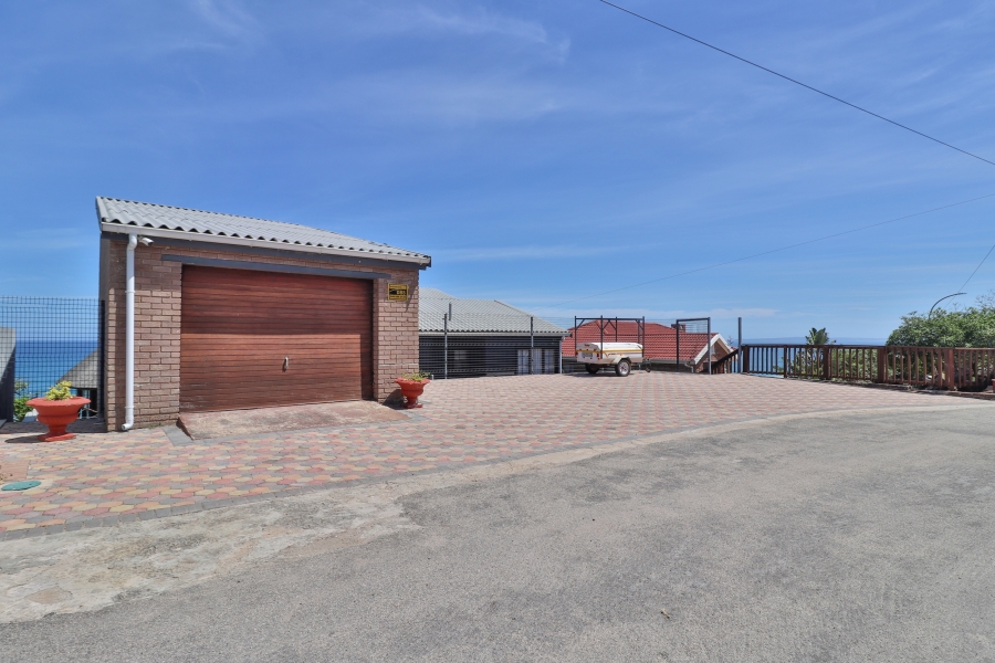 10 Bedroom Property for Sale in Dana Bay Western Cape